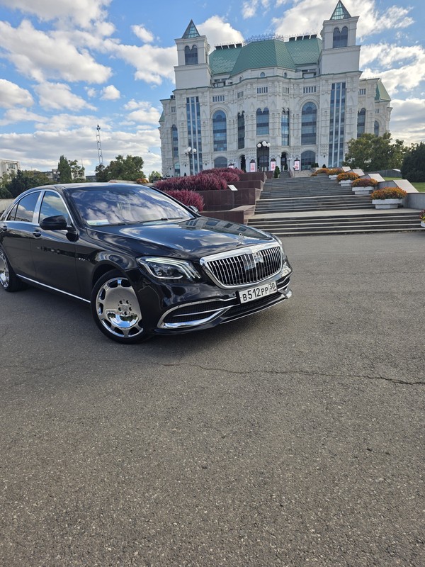 Трансфер на Maybach или минивэне Mercedes в Астрахани