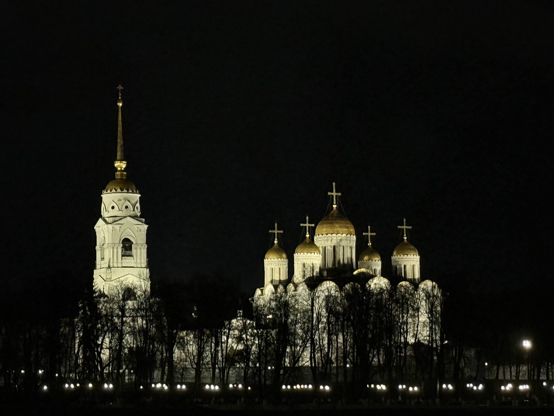 Брали экскурсию у Павла 3 ноября. Сказать, что мы в восторге- ничего не сказать! Павел -