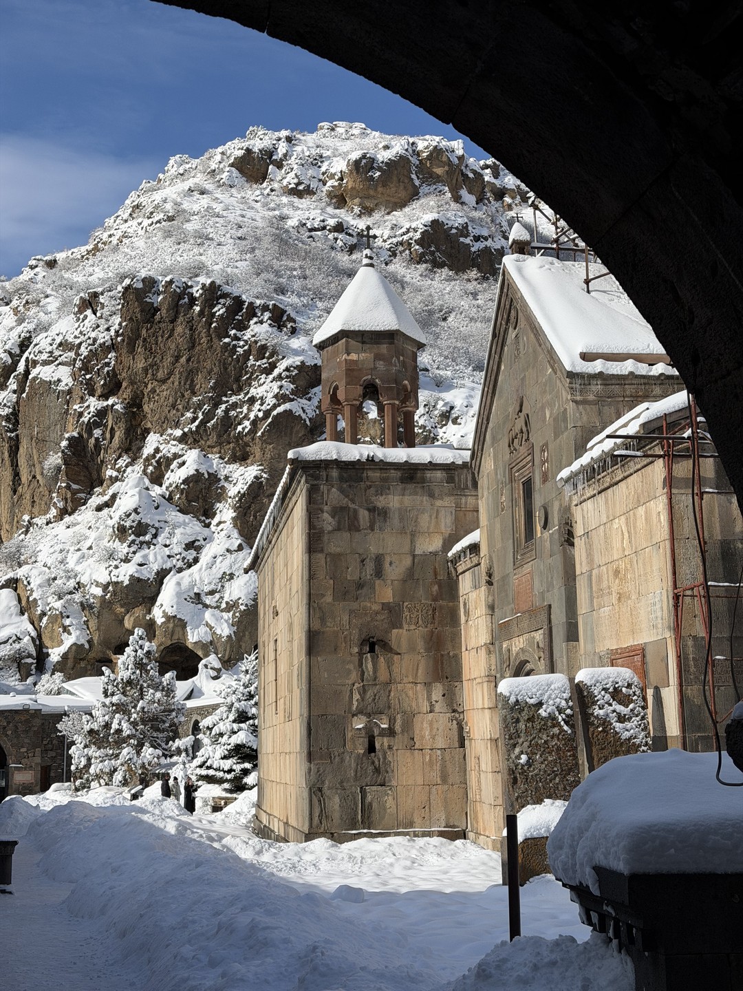 Арарат подарил нам потрясающий день, полный удивительных красот Армении. На протяжении всей экскурсии получали огромное удовольствие