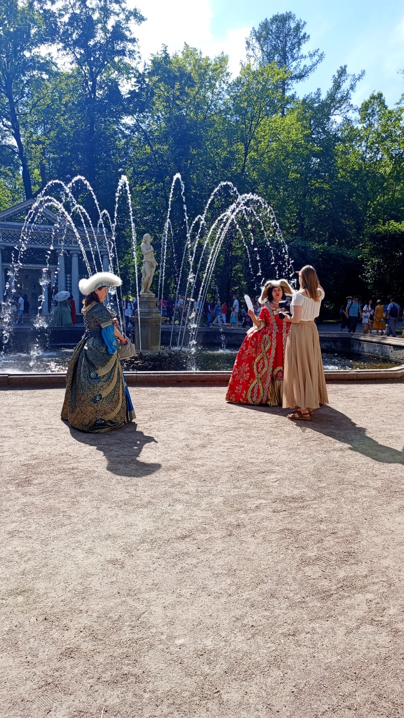 Петергоф: Большой дворец и шедевры Нижнего парка (билеты включены) (Наталья)