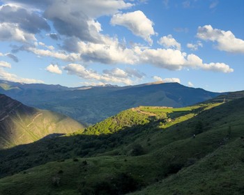 Заброшенные аулы Кахиб и Гоор, Язык Тролля