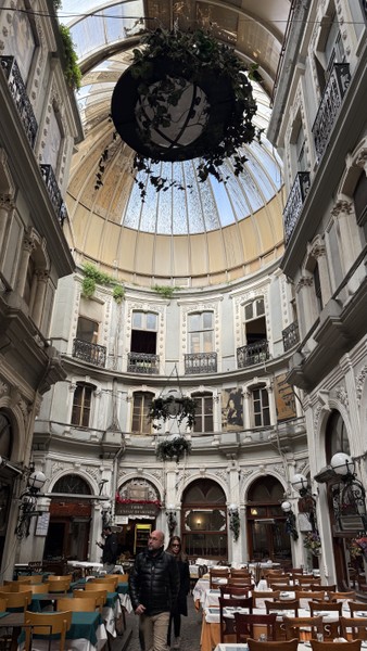 Большое спасибо Волкану за наш чудесный первый день в Стамбуле и великолепную прогулку! Волкан провел нас