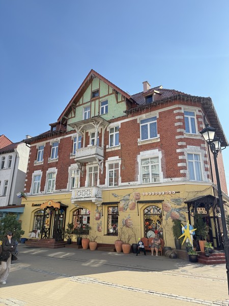 Невероятные впечатления от проведенной экскурсии! 🌟 Александра прекрасный рассказчик, очень позитивный и открытый человек. Было очень