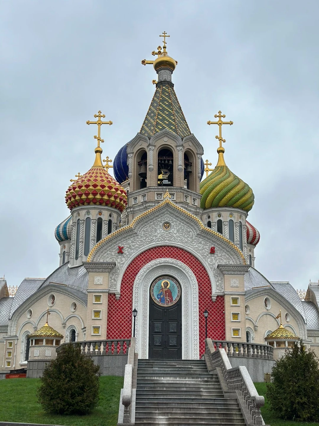 Я и мои подруги получили незабываемое удовольствие от экскурсии! Было очень интересно и познавательно! Спасибо большое!
