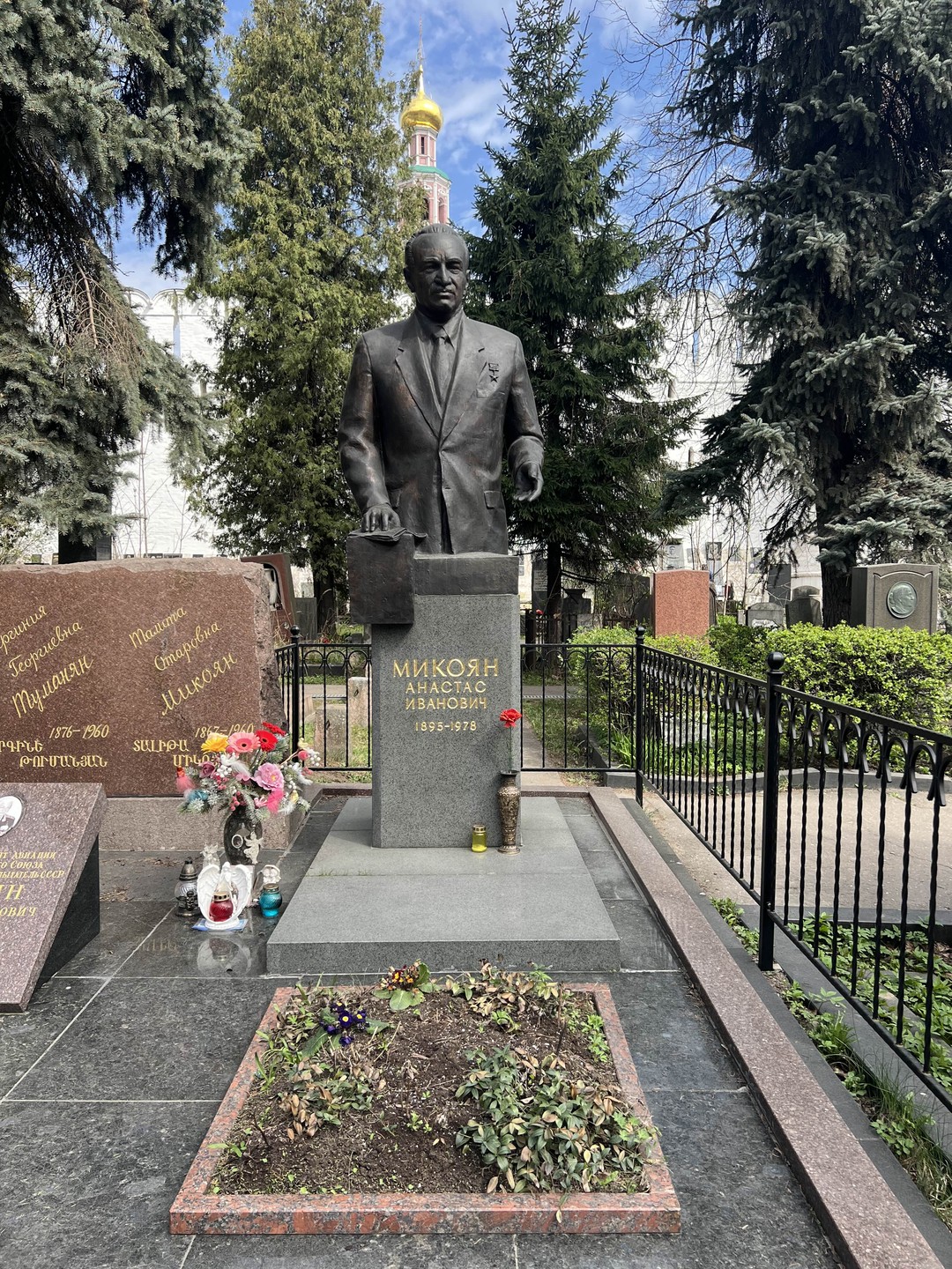 Любовь и трагедии Новодевичьего кладбища (Мария)