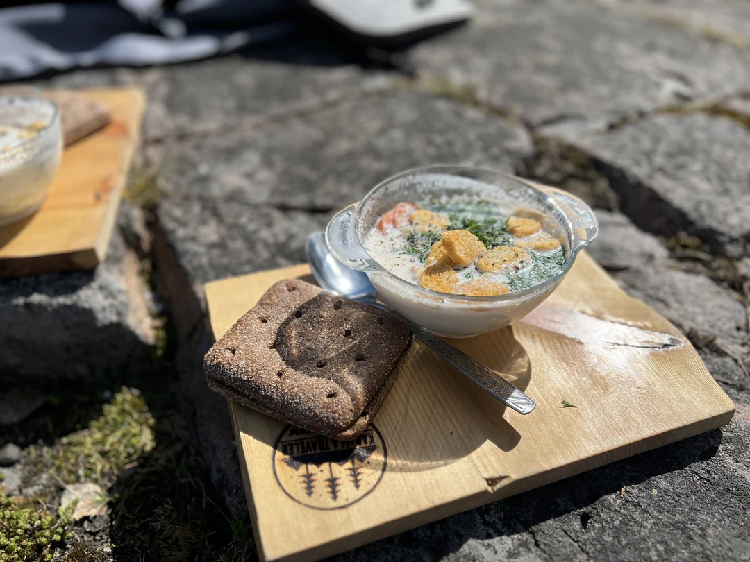 Рекомендую всем, кто хочет провести незабываемый день наедине с природой Карелии, увидеть близко берега Ладожских заливов,