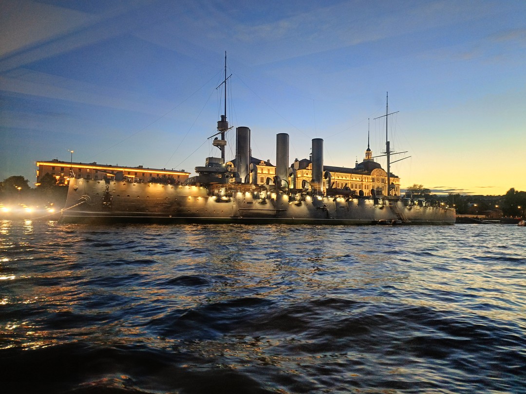 Теплоходная прогулка по Неве и Финскому заливу - на закате под живую музыку (Светлана)