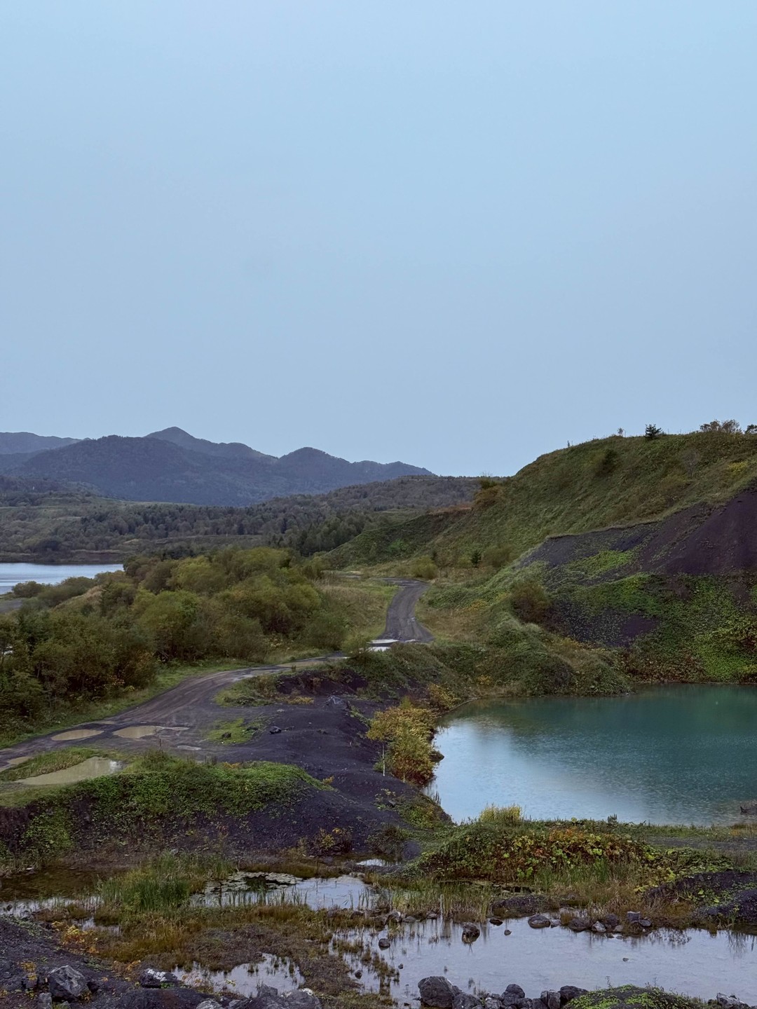 Нам безумно понравился тур. Водители-гиды Николай и Андрей просто мастера, дороги любой сложности им не помеха!
