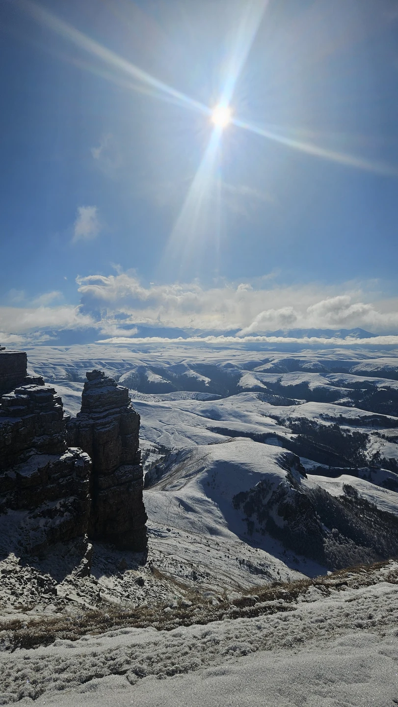 Потрясающая экскурсия! Очень познавательно, шикарные виды. Плато прекрасно в любое время года. Это точно стоит увидеть