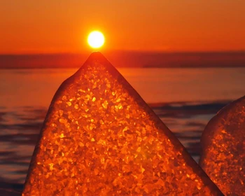 Прибытие на Ольхон, встреча заката на мысе Бурхан и омуль по-байкальски