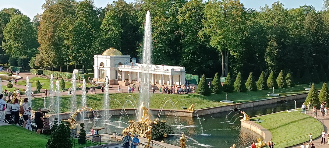 Из Санкт-Петербурга в Петергоф и Кронштадт: 2 города за 1 день (Сергей)