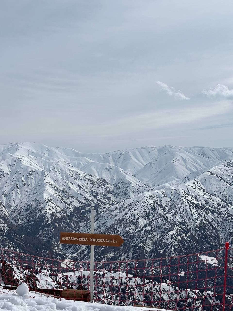 Экскурсия прошла просто замечательно, Роман рассказывал интересные исторические факты про страну и места где мы находились