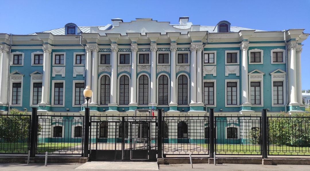 2 в 1: Воронеж и дворец Ольденбургских в Рамони (Вера)