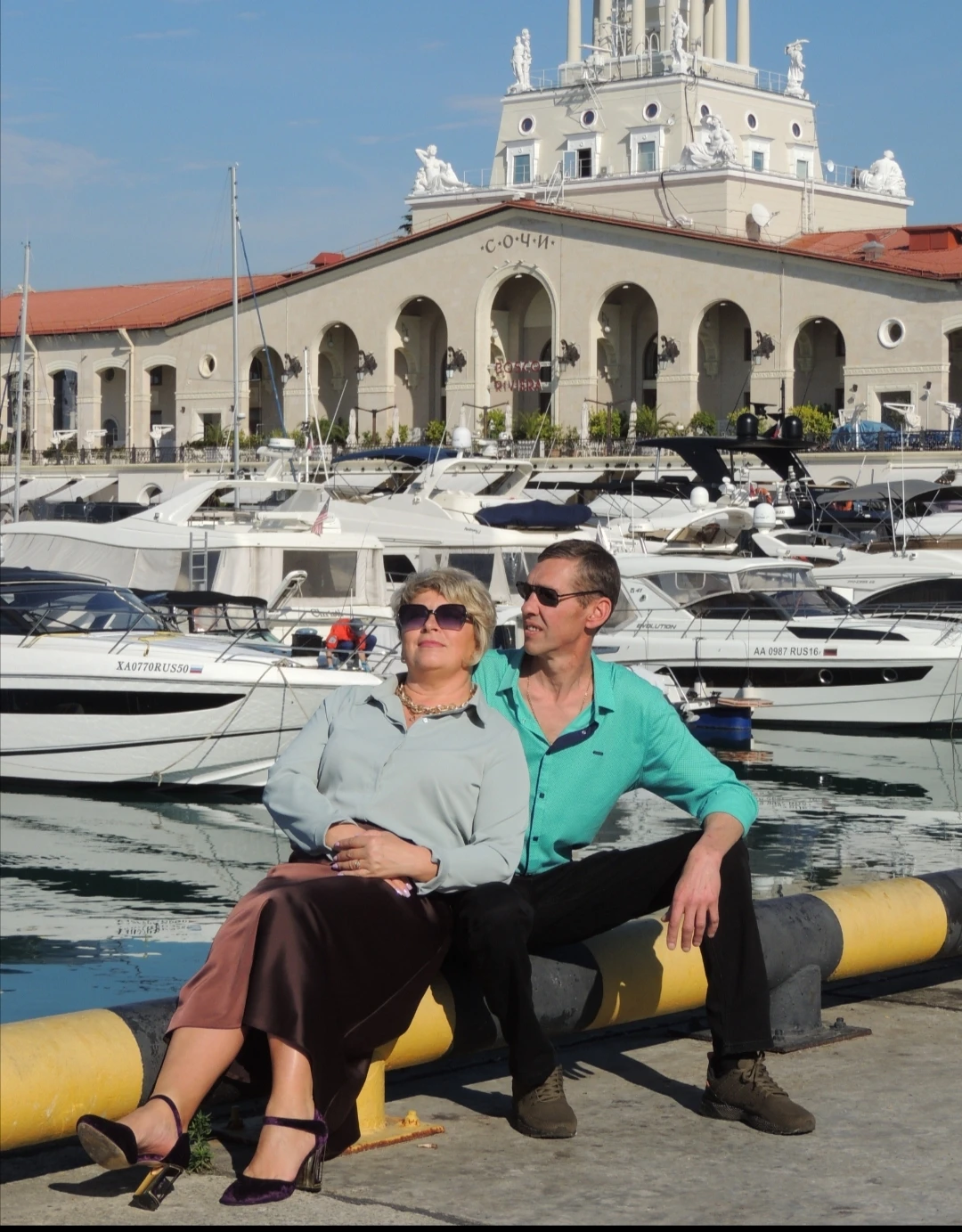 5 ноября состоялась фотосессия с Яной, приятная, общительная девушка, пунктуальная, знающая своё дело, фотографии уже прислала