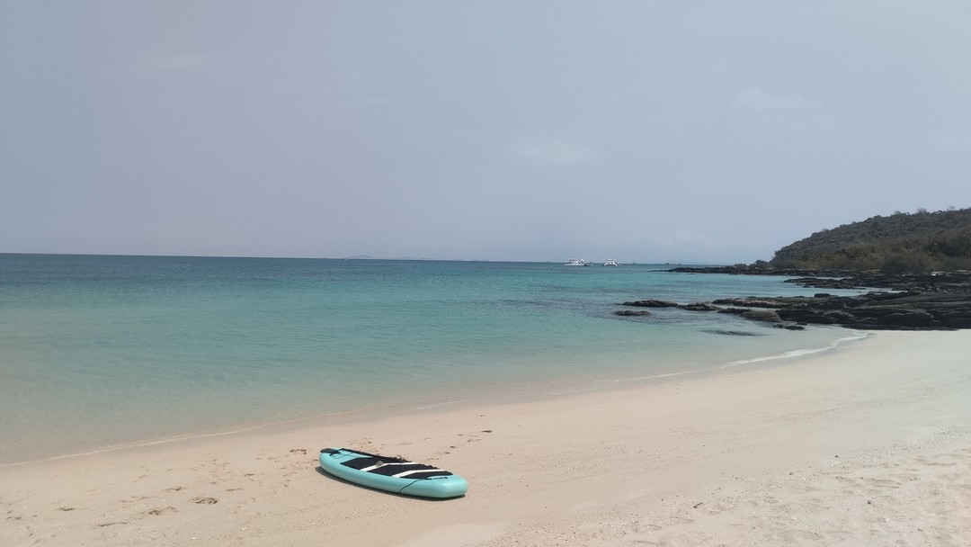 Экскурсия отличная, отдых хороший пляж 🏖️ отличный, команда на все 100%отработала. Эм умница, прекрасные коктейли делает,