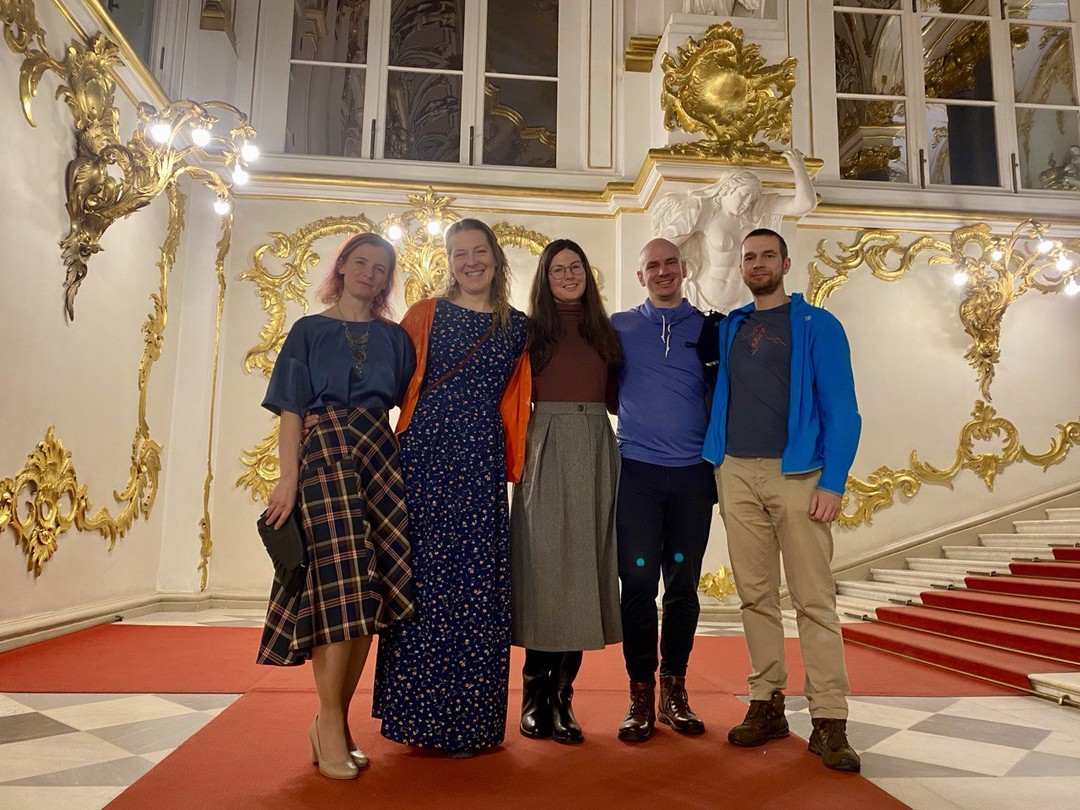 Мария проводила для нас праздничную археологическую экскурсию по Эрмитажу в честь моего дня рождения, и это были прекрасные часы!