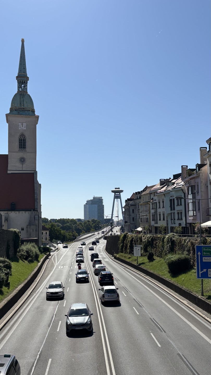 Понравилась экскурсия, не ожидали, что старый город Братислава такой красивый и интересный, с очень большой историей