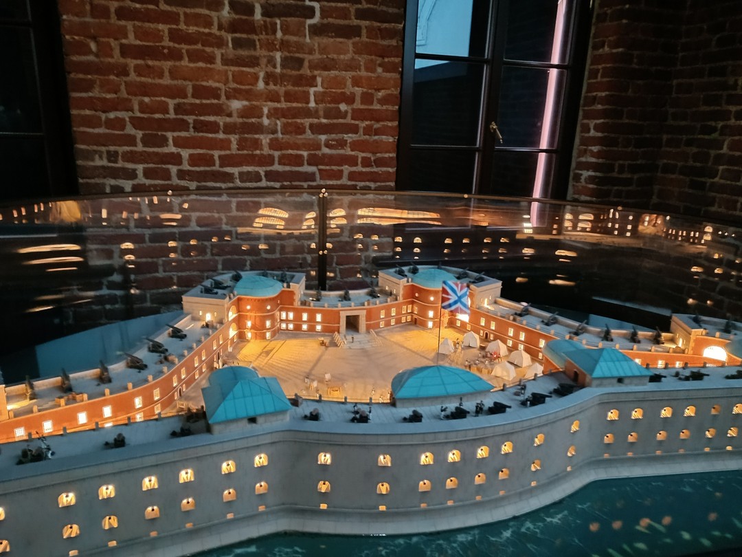 Морской Кронштадт: автобусная и теплоходная экскурсия (Галина)