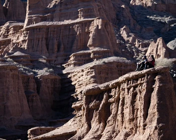 Каньоны Кок-Мойнок и Орто-Токойское водохранилище