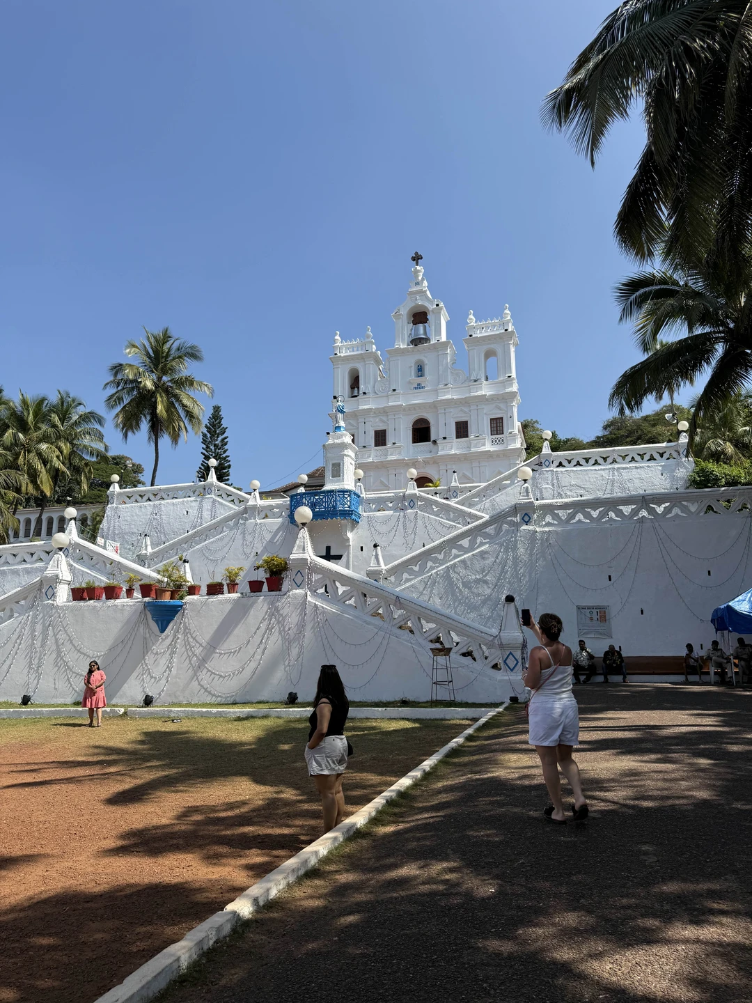 Большое спасибо Марии и ее команде за прекрасно проведенный день. Наш гид Алексей расположил к себе