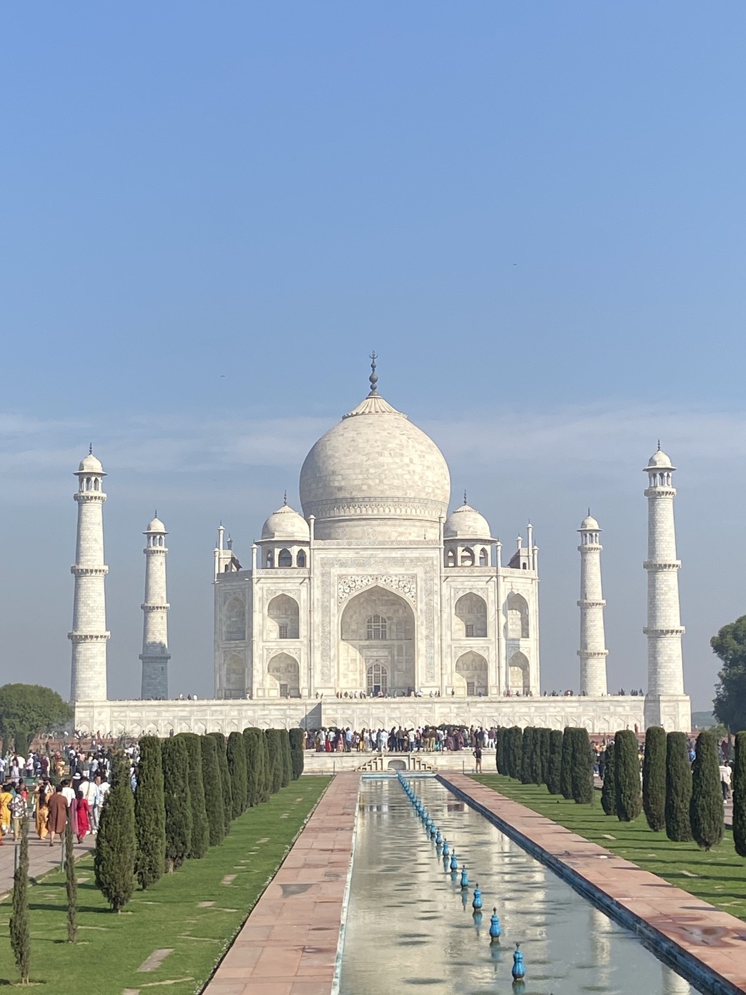 Спасибо всей Вашей команде за чудесное знакомство с Индией и ее замечательными городами и культурой! Тур