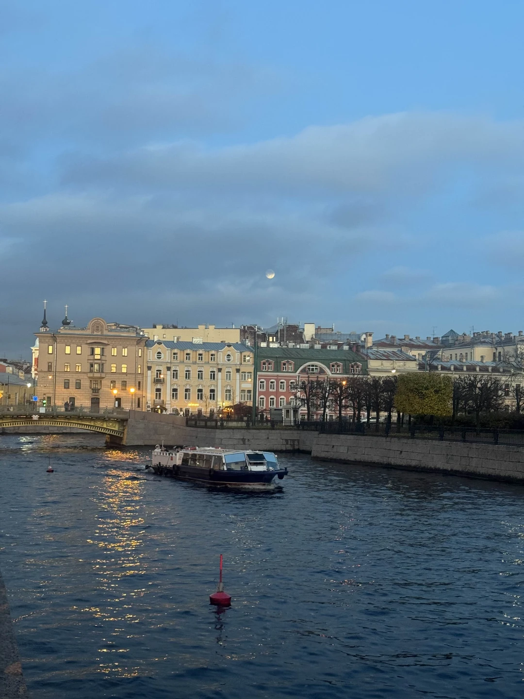 Город, которого нет: как развлекался царский Петербург (Tanya)