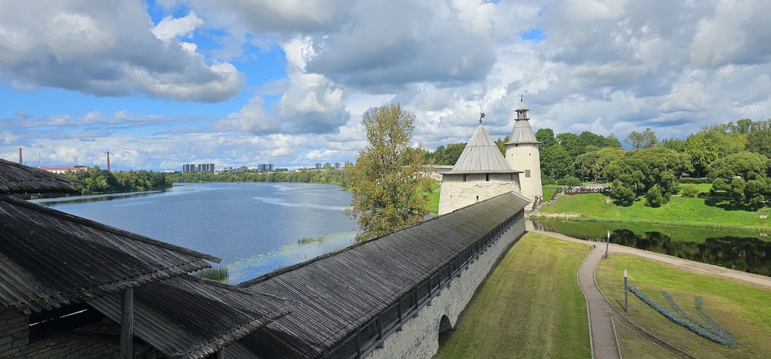 Первое знакомство с Псковским кремлём (Ермаков)