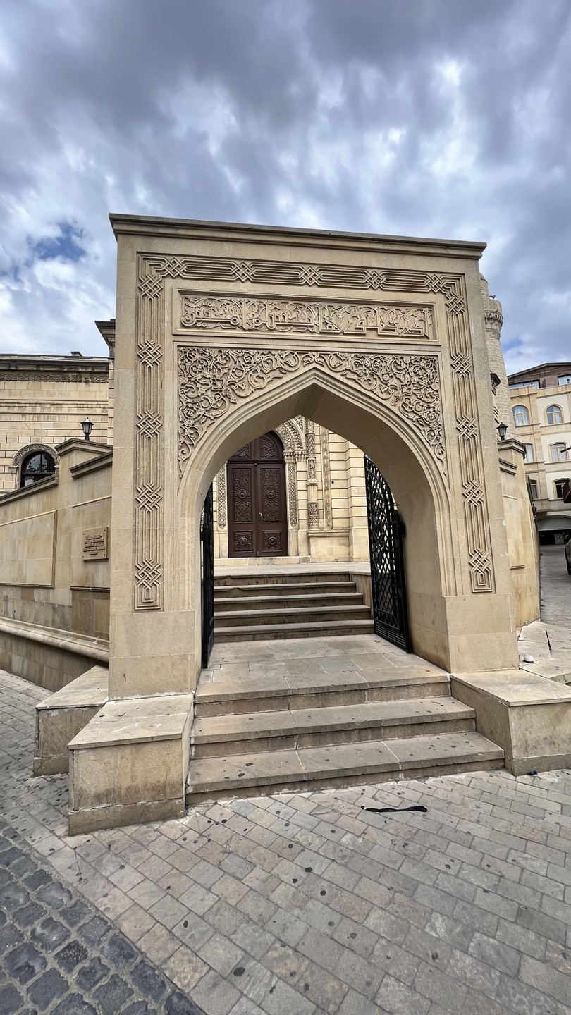 С ветерком по Баку и вокруг (Эльвира)