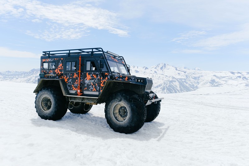 Высадка на Марс: экспедиция на вездеходе в каньон Опасный