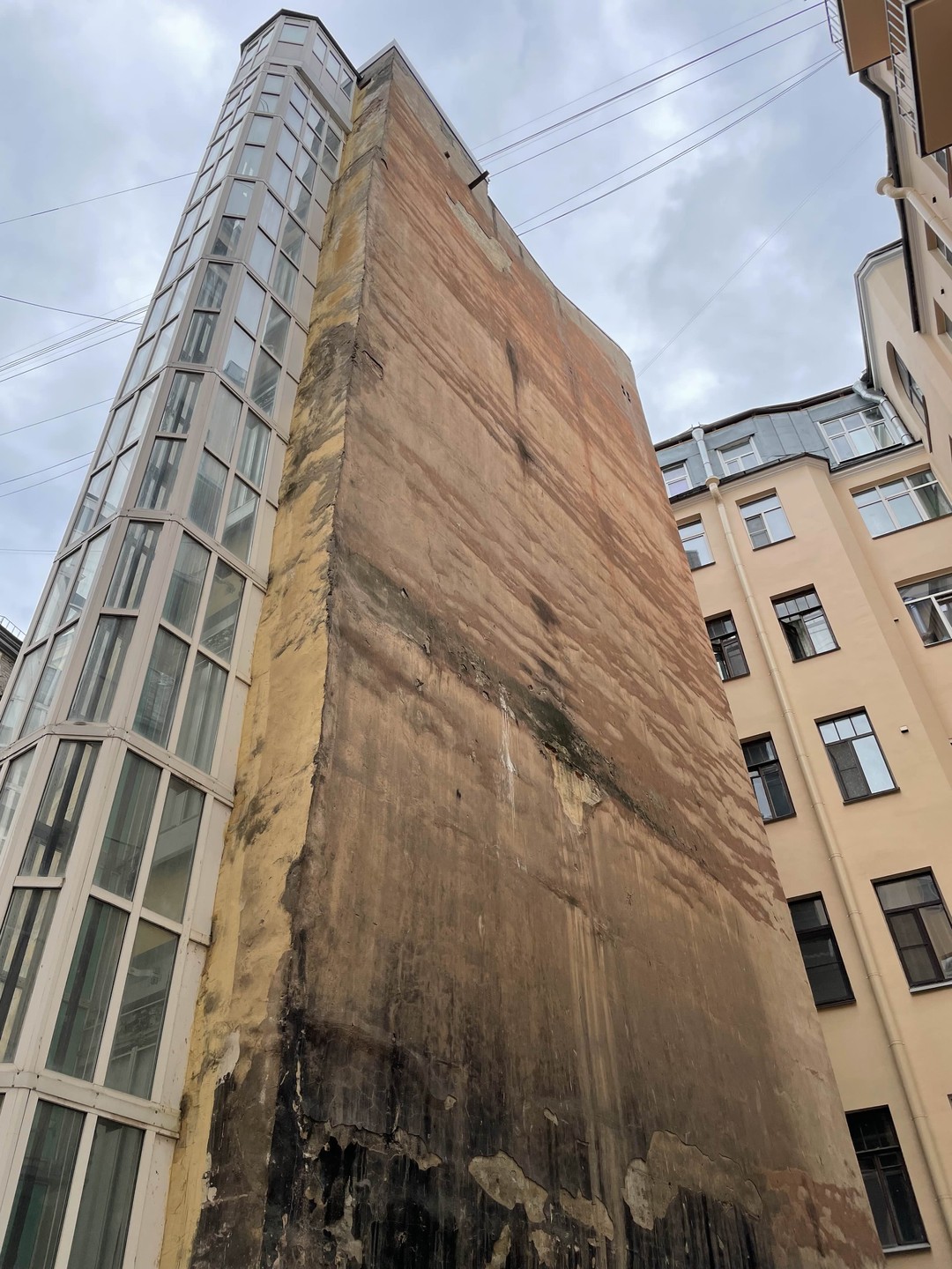 Утренняя прогулка в Петербурге - кофе, двери, дома и атмосфера (Александр)