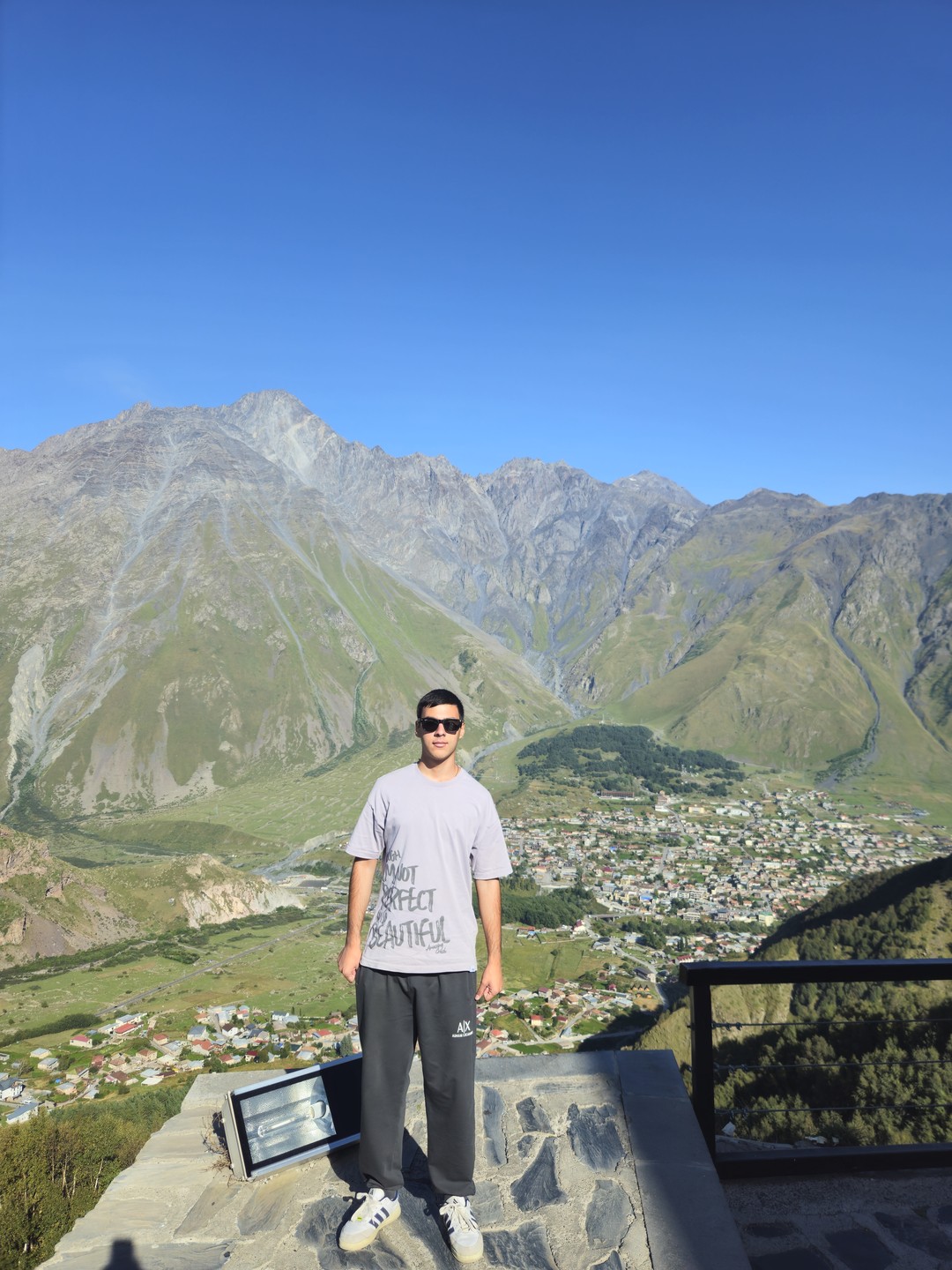 Совершенно замечательный опыт. наш гид Анджелина была потрясающей и очень полезной. Отличный сервис! Рекомендую