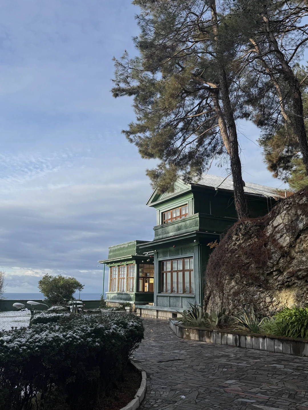 Были на экскурсии в конце декабря с Вячеславом. Он - отличный гид, рассказчик и водитель. Экскурсия