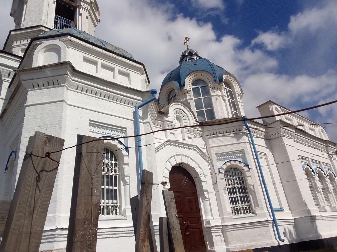 Самоцветный пояс Уральской глубинки (на вашем автомобиле) (Елена)