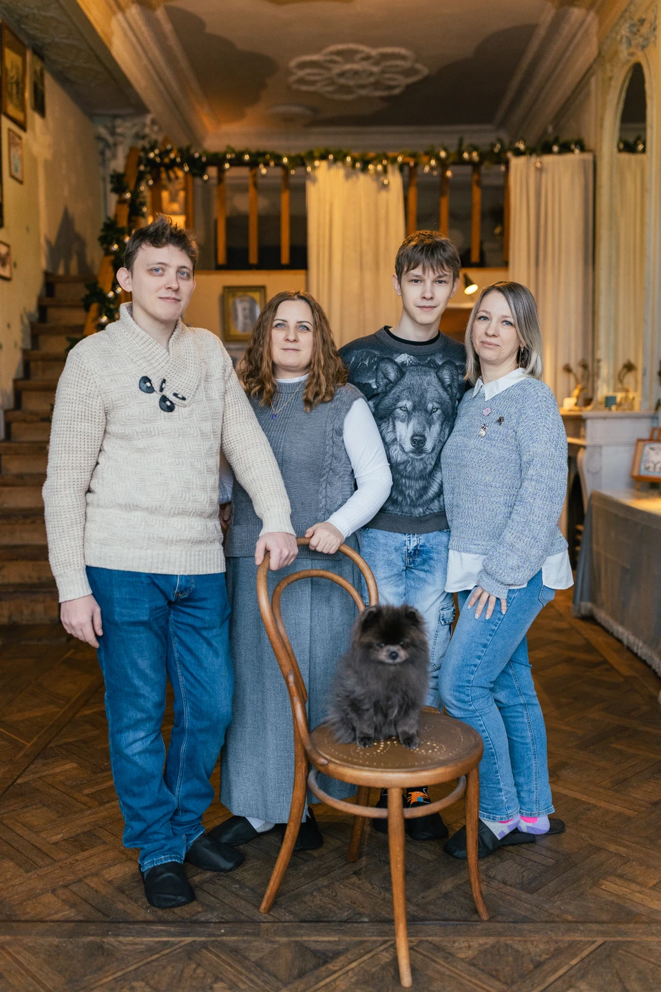 Хочу поделиться своими впечатлениями о потрясающей фотоэкскурсии в атмосфере старинной дворянской квартиры. Особенно хочу поблагодарить Алексея