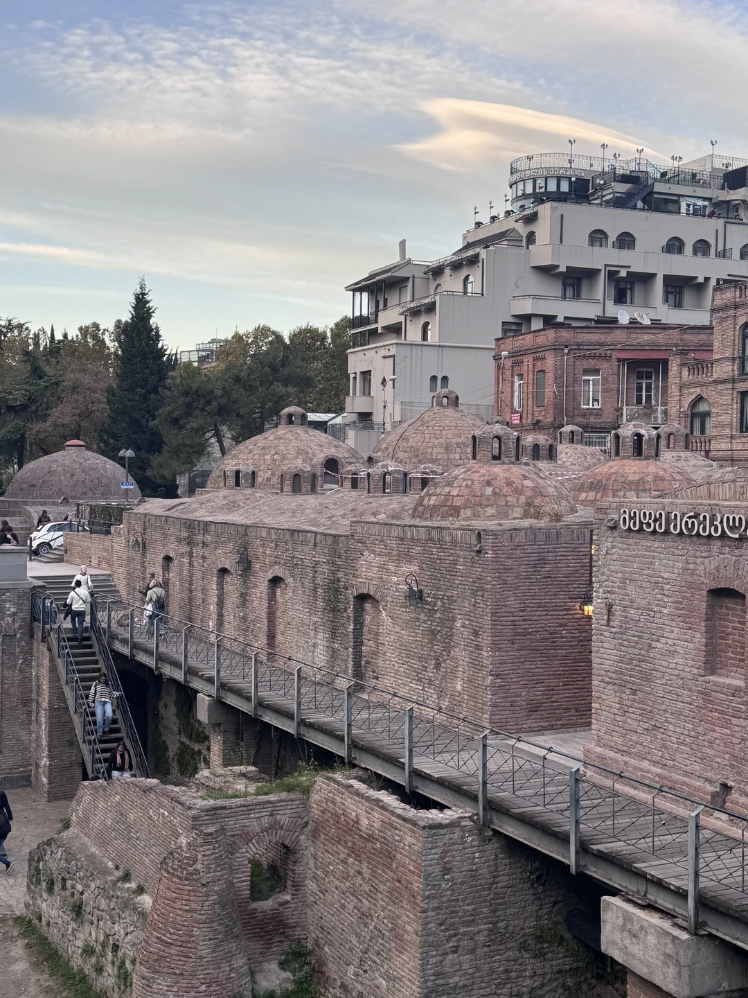 Отличная экскурсия. Позитивный гид с чувством юмора. Рекомендую