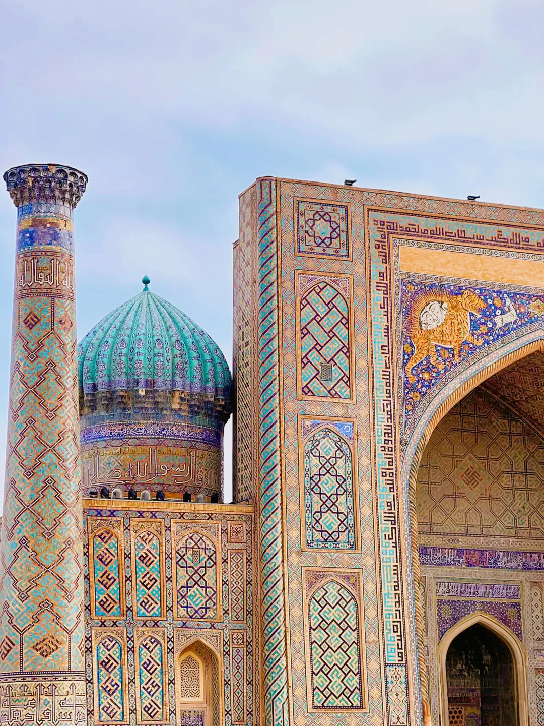 Хочу выразить искреннюю благодарность Парвизу за невероятную экскурсию! С первых минут понимаешь, что перед тобой человек