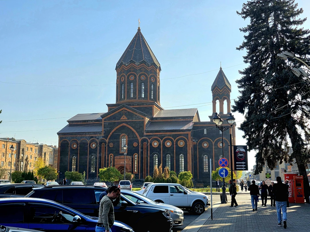 Прекрасная поездка, дающая представление о Гюмри