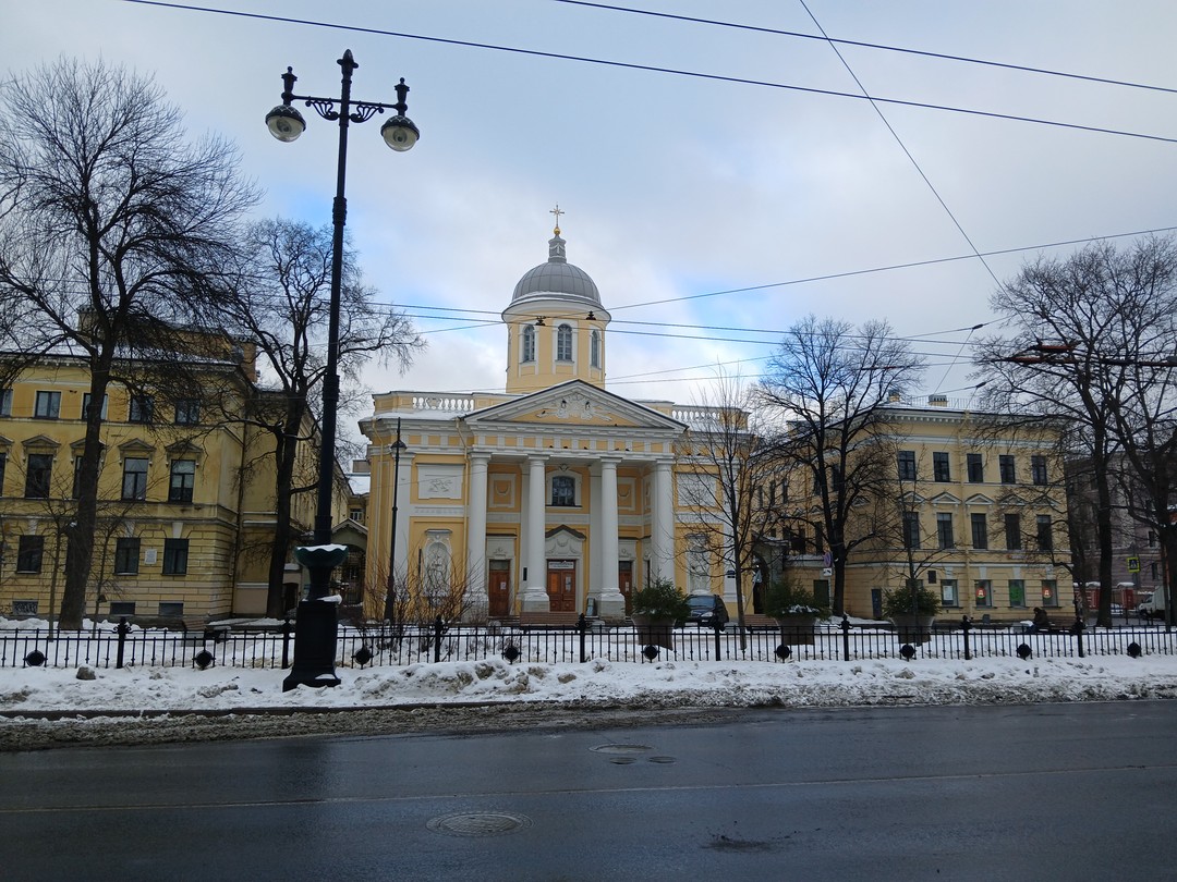 Очень интересная и содержательная экскурсия, много локаций, интересная информация, отличная подача, много фактов и интересных мыслей