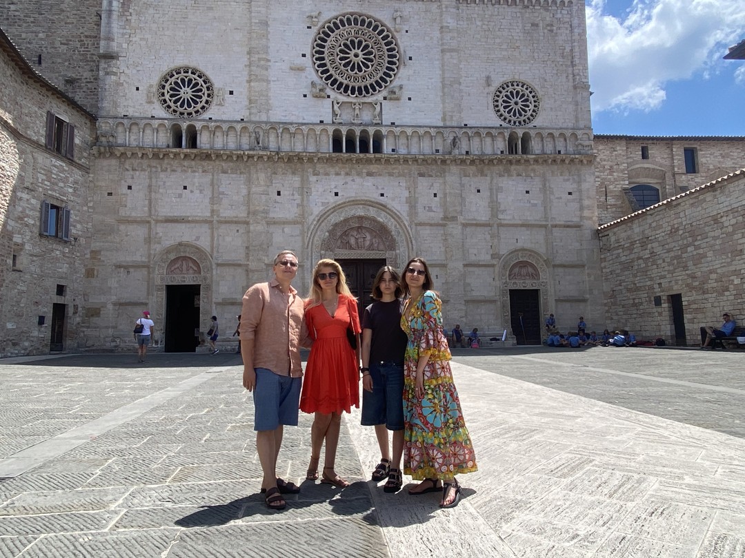 Прекрасный экскурсовод. Надежда очень интересно и познавательно рассказала про Ассизи и основные интересные места. Была очень