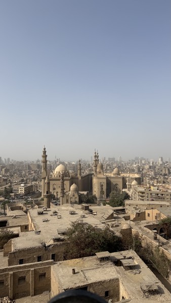 Замечательный гид! 🙂