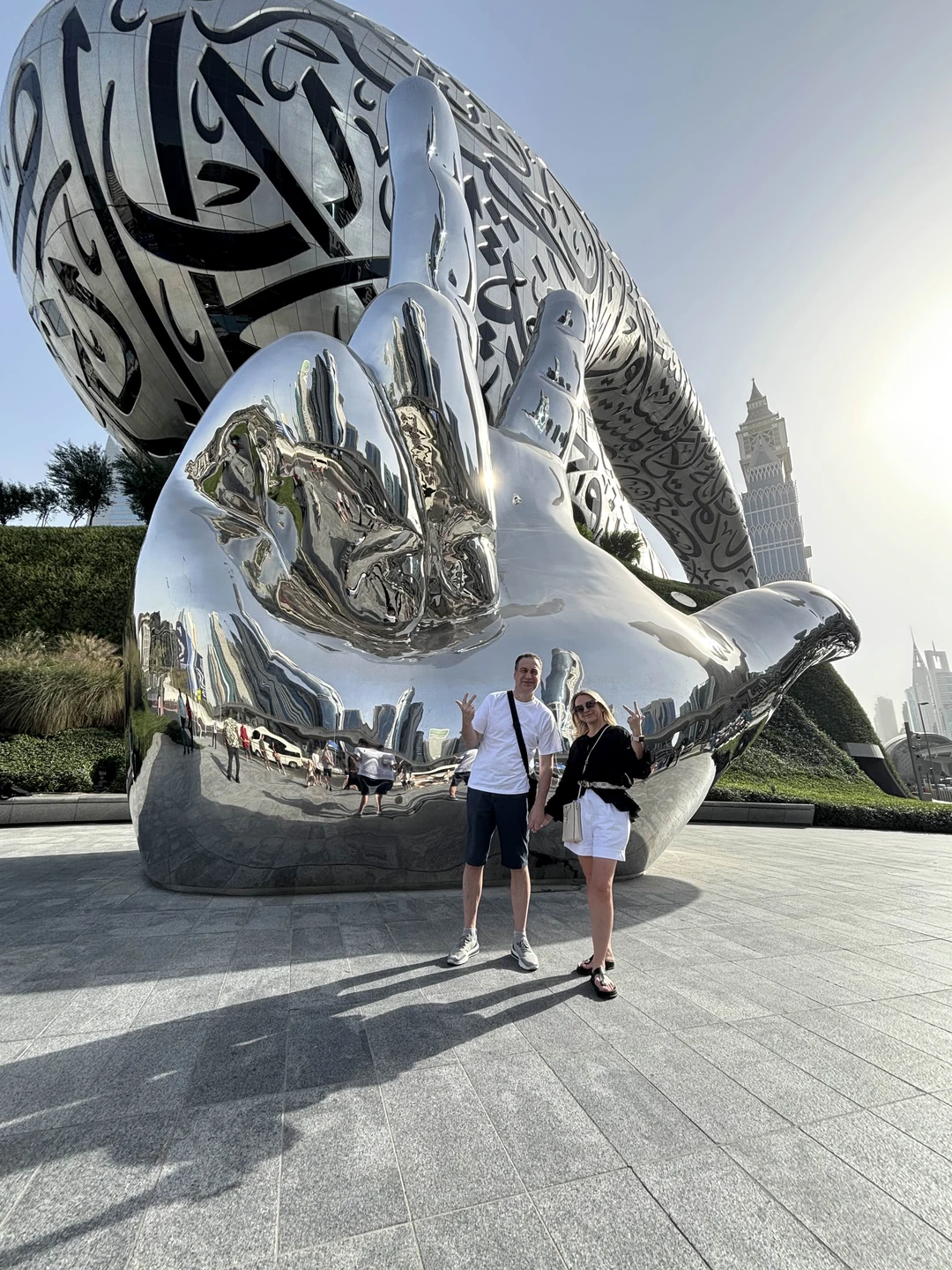 Пулат замечательный гид и просто очень хороший человек. Правильно спланированный маршрут, все основное и красивое! Никаких