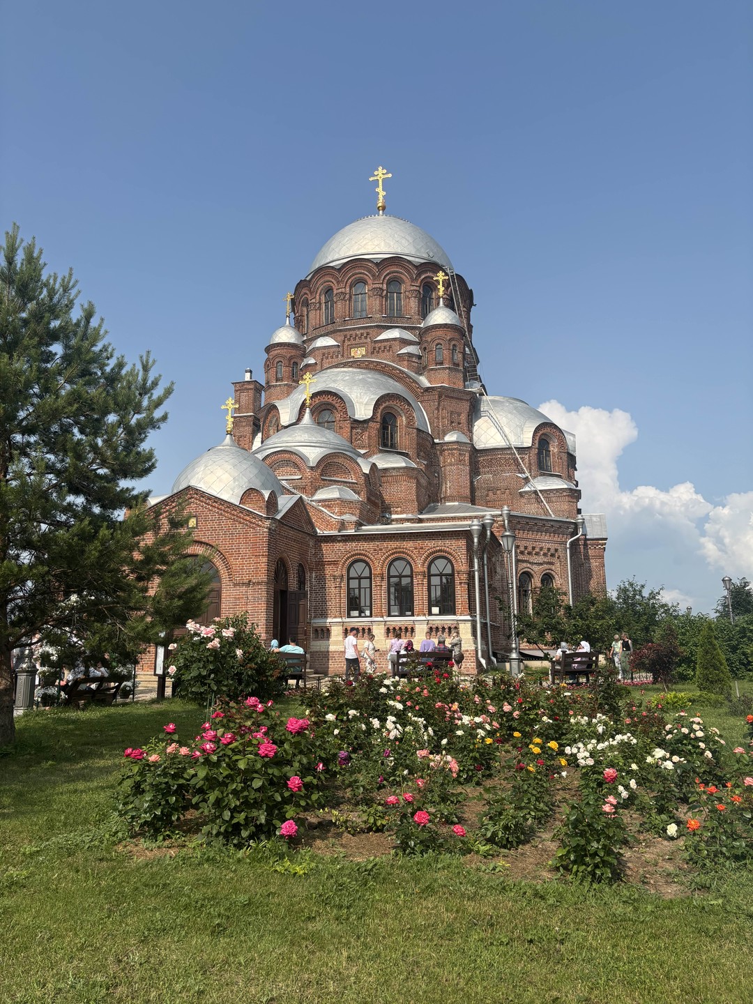 Культовые места Казани: Вселенский храм, Раифа и Свияжск (Катерина)