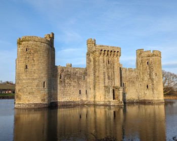 Солсбери, Стоунхендж, Бас