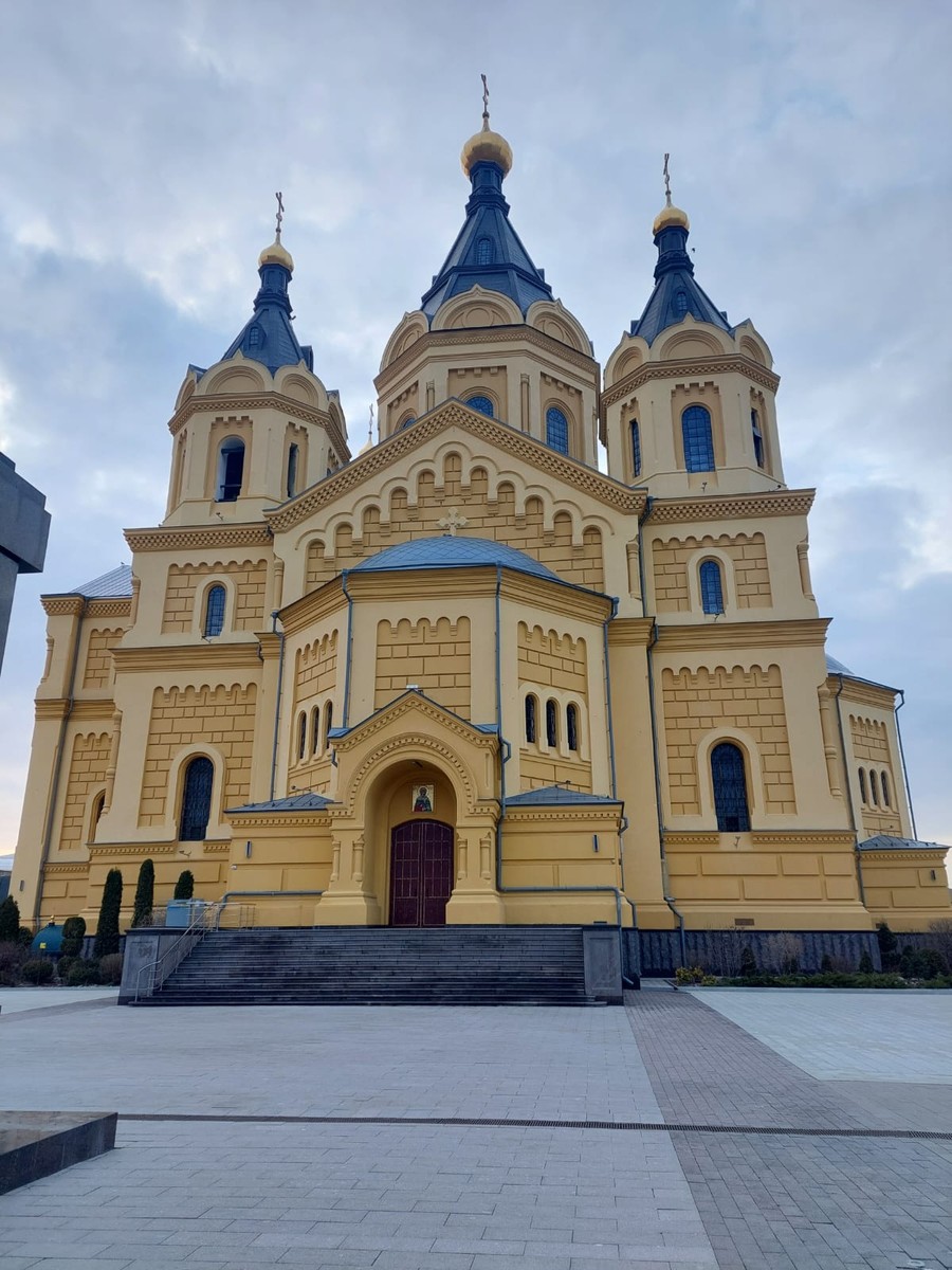 Экскурсия бесподобная! Владислав - настоящий знаток своего города с его прошлым и настоящим. Настолько его рассказ