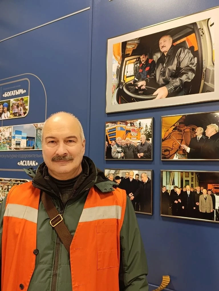 Всё прошло просто отлично. Пока ехали к месту и обратно экскурсовод всё рассказал в подробностях про