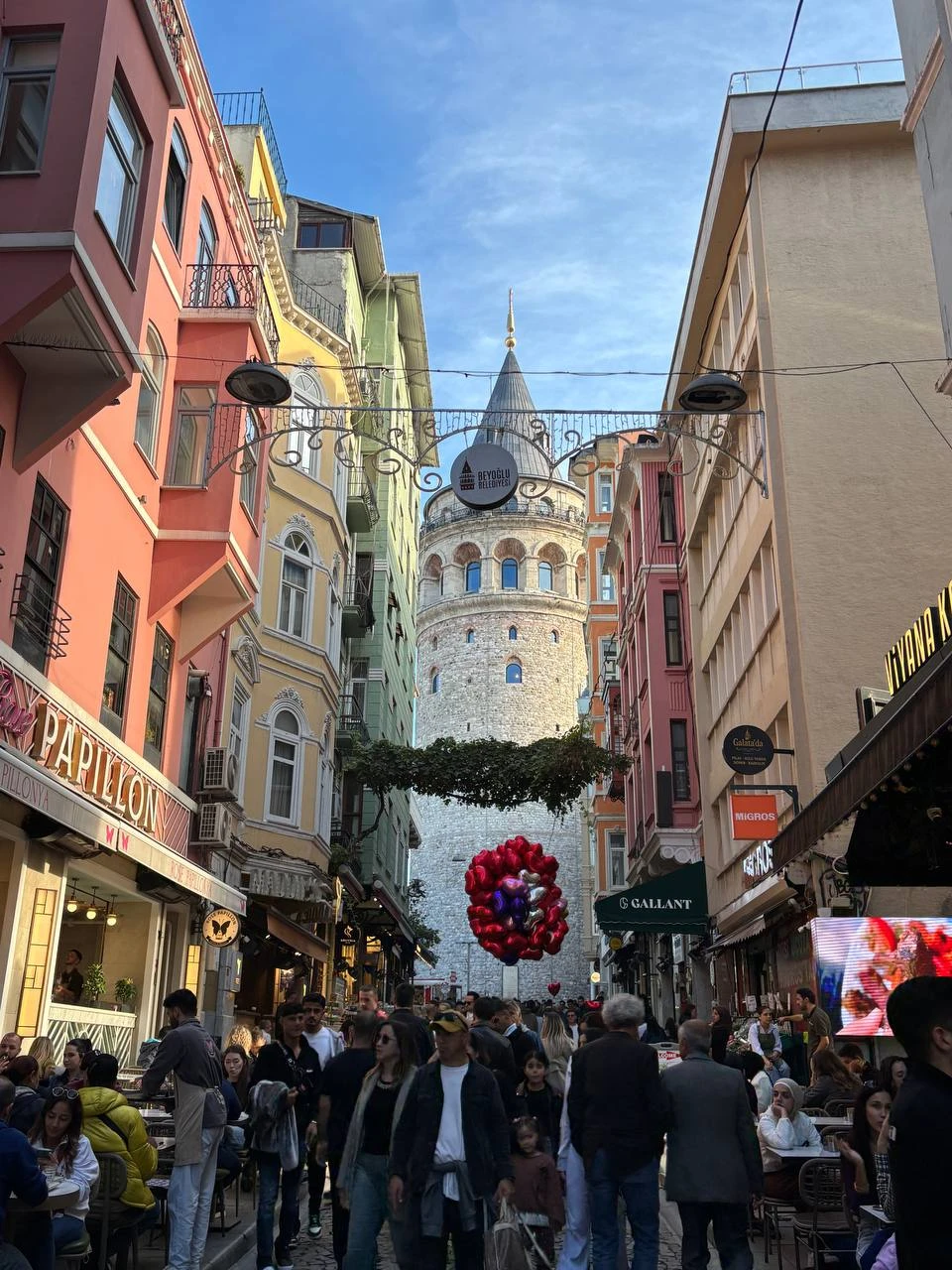 По Стамбулу на автомобиле (Регина)