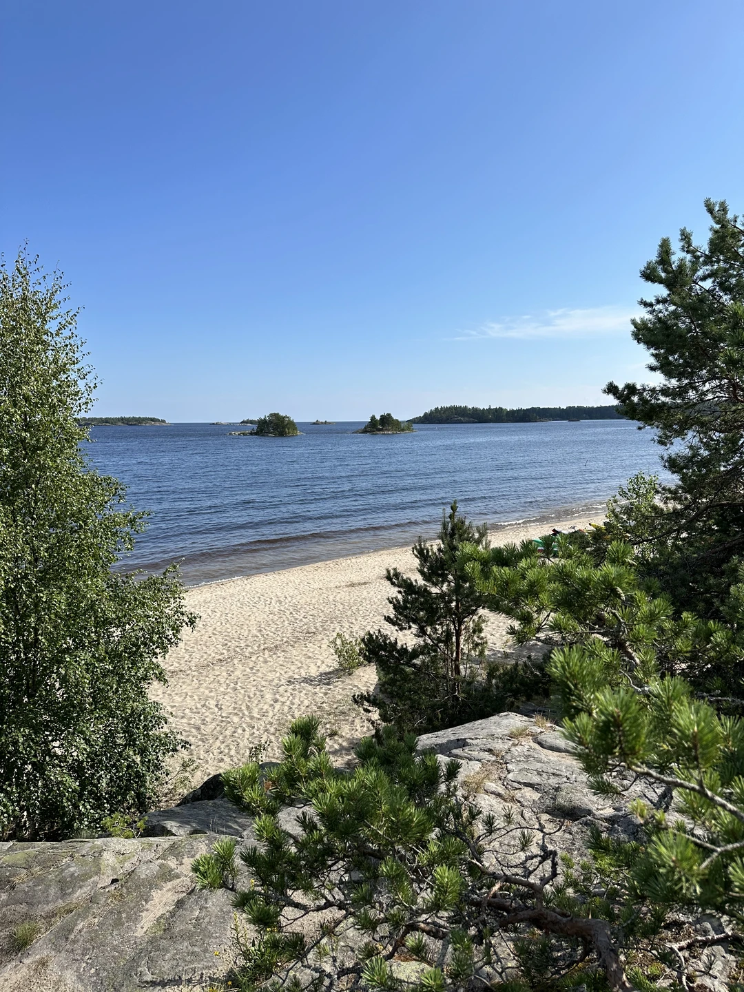 Заказали экскурсию через Трипстер. Сразу пришло подтверждение, внесли предоплату. В сообщении о подтверждении оплаты было указано