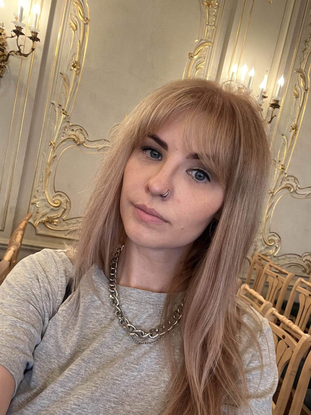 На экскурсии все очень понравилось. Экскурсовод потрясающий, рассказывала очень интересно и подробно. Сам дворец произвел на