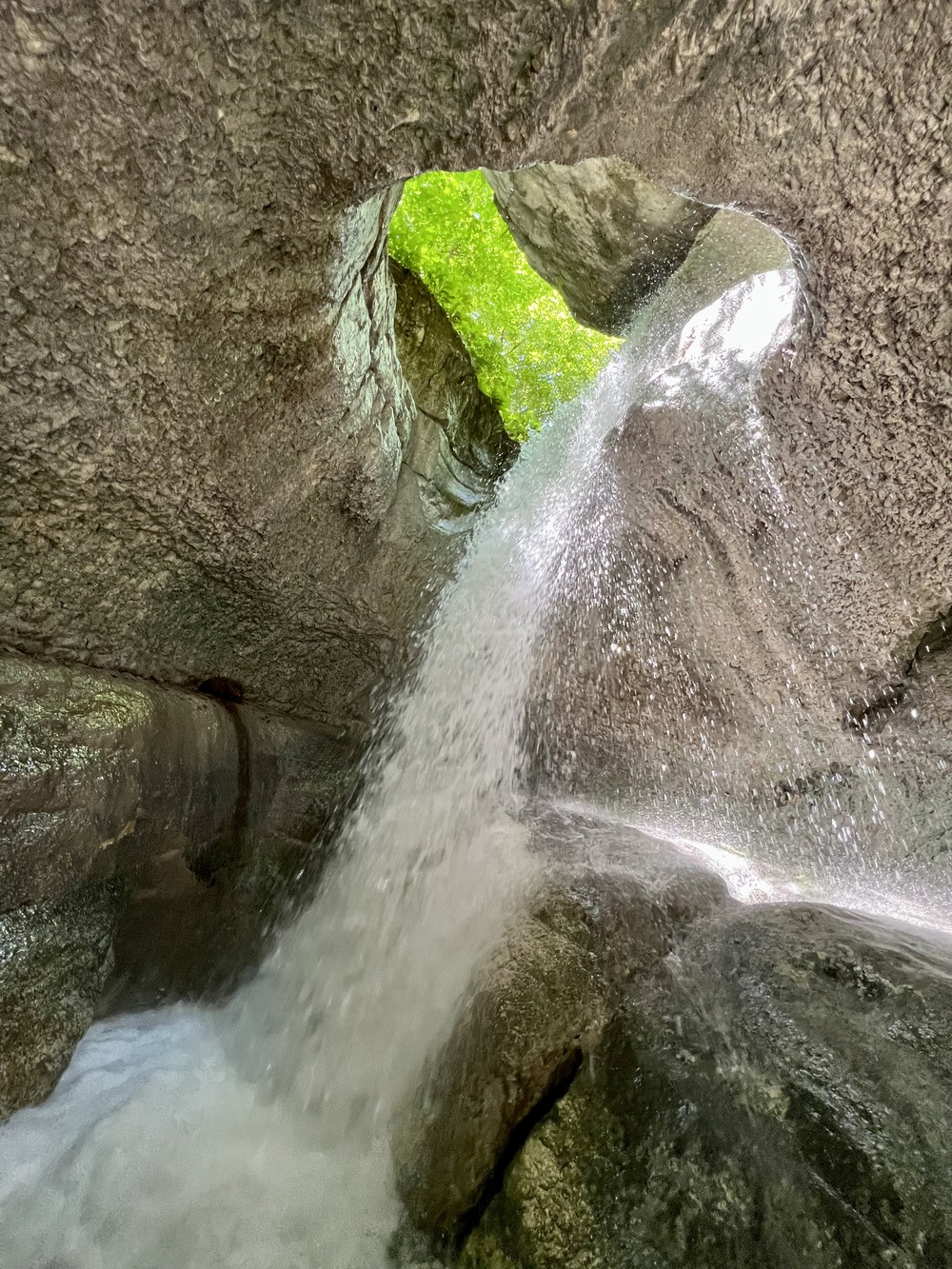 Вся Осетия за один день: поездка на комфортабельном внедорожнике (10/18)