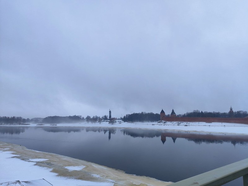 Такая экскурсия - идеальный формат для тех, кто устал от дат и хочет почувствовать город. Это